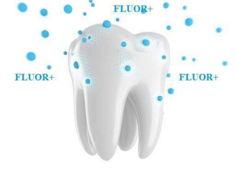 Cách trị chân răng bị đen tại nhà bằng fluor